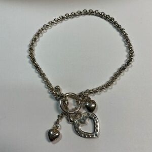 Sterling Silver Rolo Chain Heart Charm Bracelet. 7.25 inches long